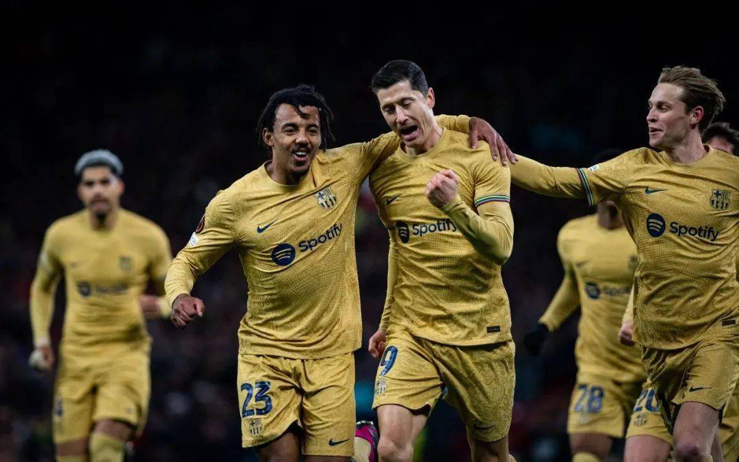 风云突变密尔沃基雄鹿集结日完成体检，欧联版图或变，管理层满意，轮换策略成焦点的简单介绍