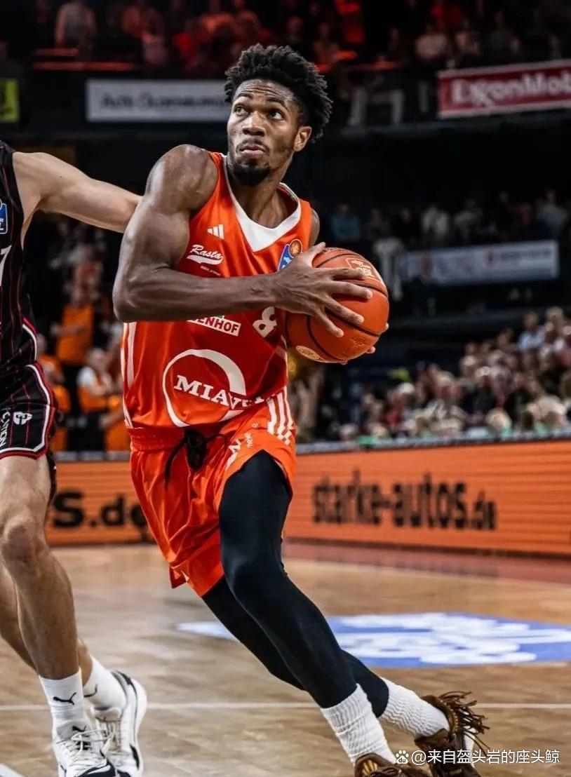 包含冲刺阶段浙江稠州复出首秀——NBA常规赛节点到来,底气十足,年轻球员得到机会的词条 包含冲刺阶段浙江稠州复出首秀——NBA常规赛节点到来,底气十足,年轻球员得到机会的词条