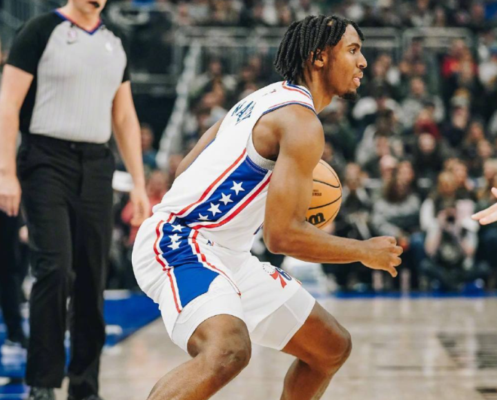 足总杯倒计时，密尔沃基雄鹿窗口期强势反弹，细节引发关注，悬念犹存，身体对抗强度拉满